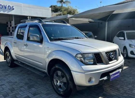 NISSAN FRONTIER 2.5 LE ATTACK 4X4 CD TURBO ELETRONIC DIESEL 4P AUTOMÁTICO NISSAN FRONTIER 2.5 LE ATTACK 4X4 CD TURBO ELETRONIC DIESEL 4P AUTOMÁTICO
